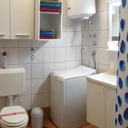 Rentfox - Crikvenica Apartment Exterior photo