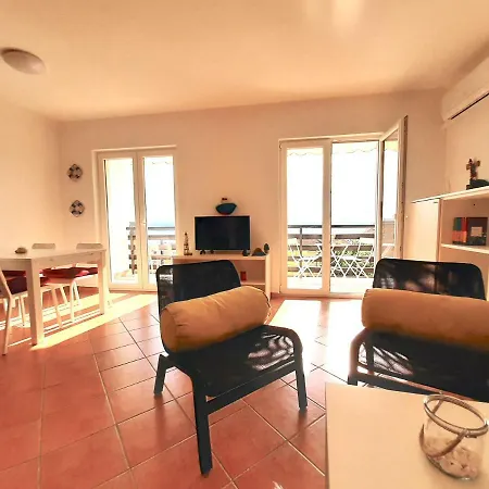 Rentfox - Crikvenica Apartment Exterior photo