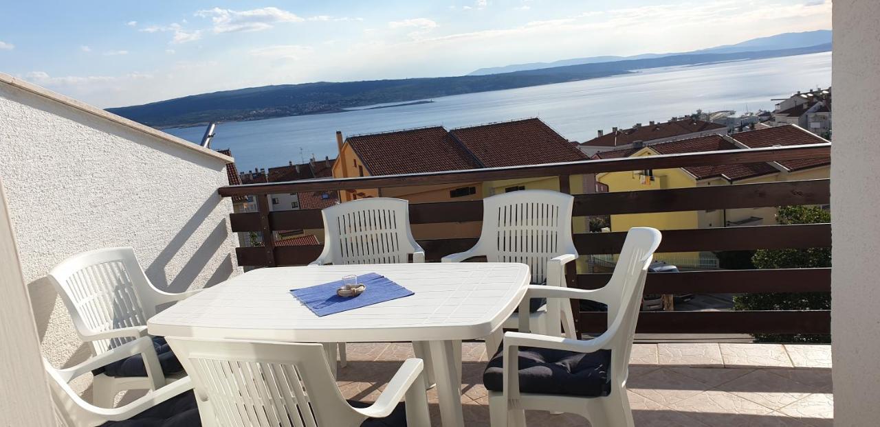 Apartment Rentfox - Crikvenica